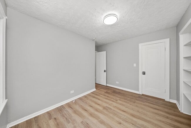 Building Photo - 2131 170th St