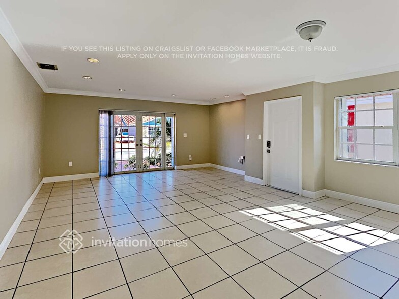 Building Photo - 1747 SW 136th Pl