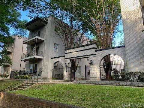 Primary Photo - 1419 S Perry St