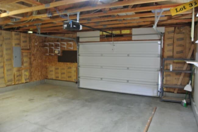 Building Photo - Beautiful 3-Bedroom 2 bath in Philomath!