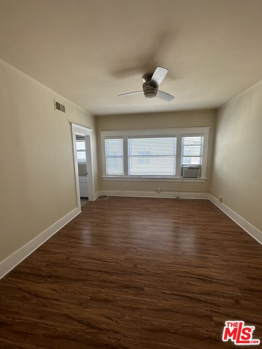 Building Photo - 1404 S St Andrews Pl