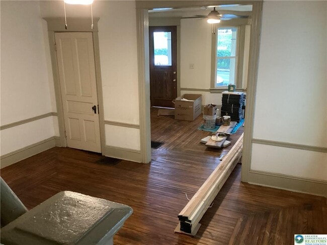 Building Photo - 809 Wood Ave