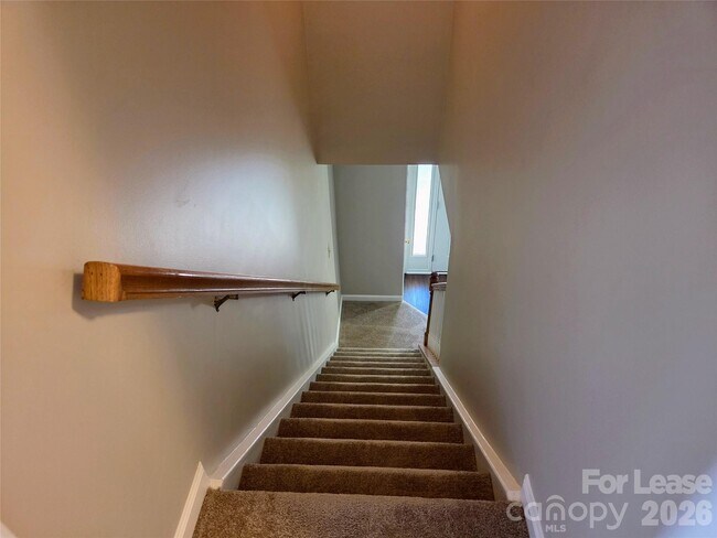 Building Photo - 5401 Groveton Ct