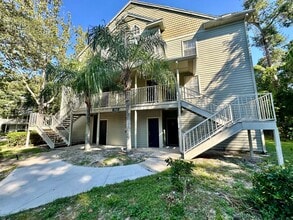 Building Photo - WG #304