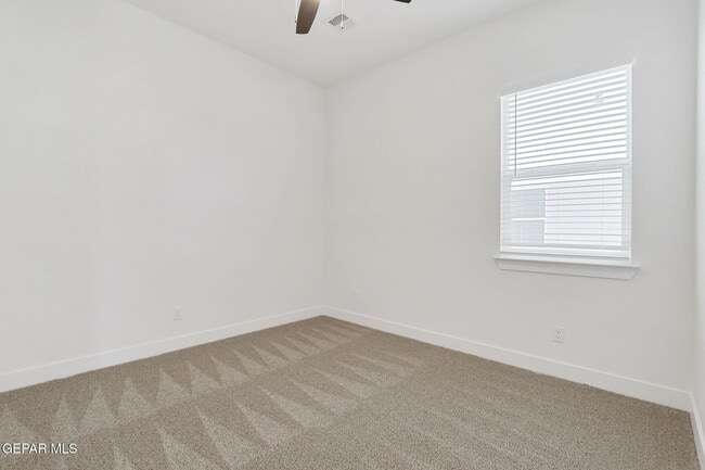 Building Photo - 12929 Powick Dr