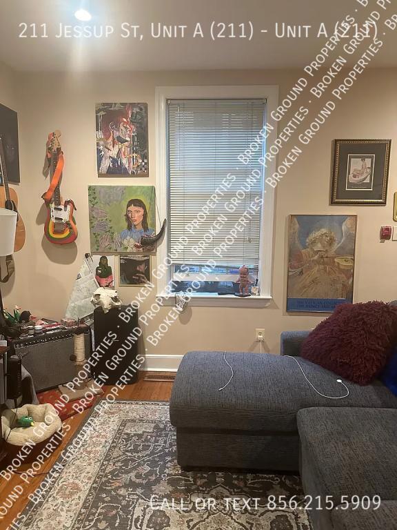 Building Photo - 211 S Jessup St