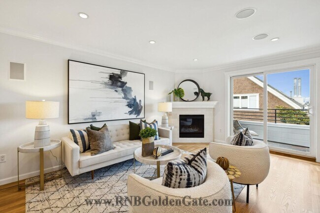 Building Photo - Gorgeous 3 bedroom, 2 and a half bathroom condo in Bernal Park for rent!