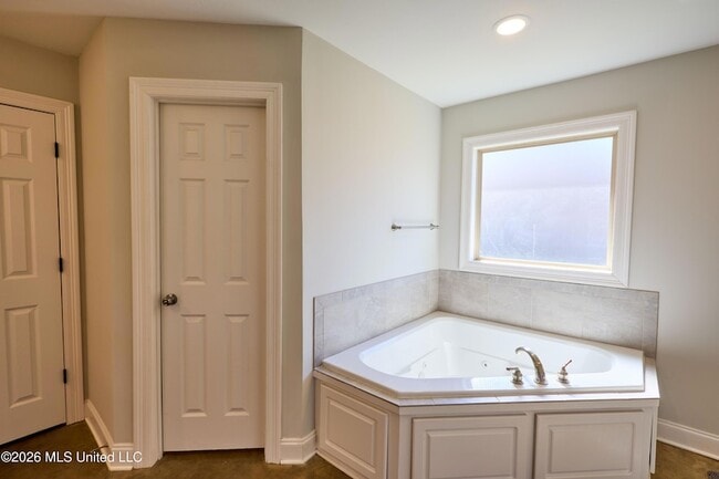 Building Photo - 115 Rotherfield Pl