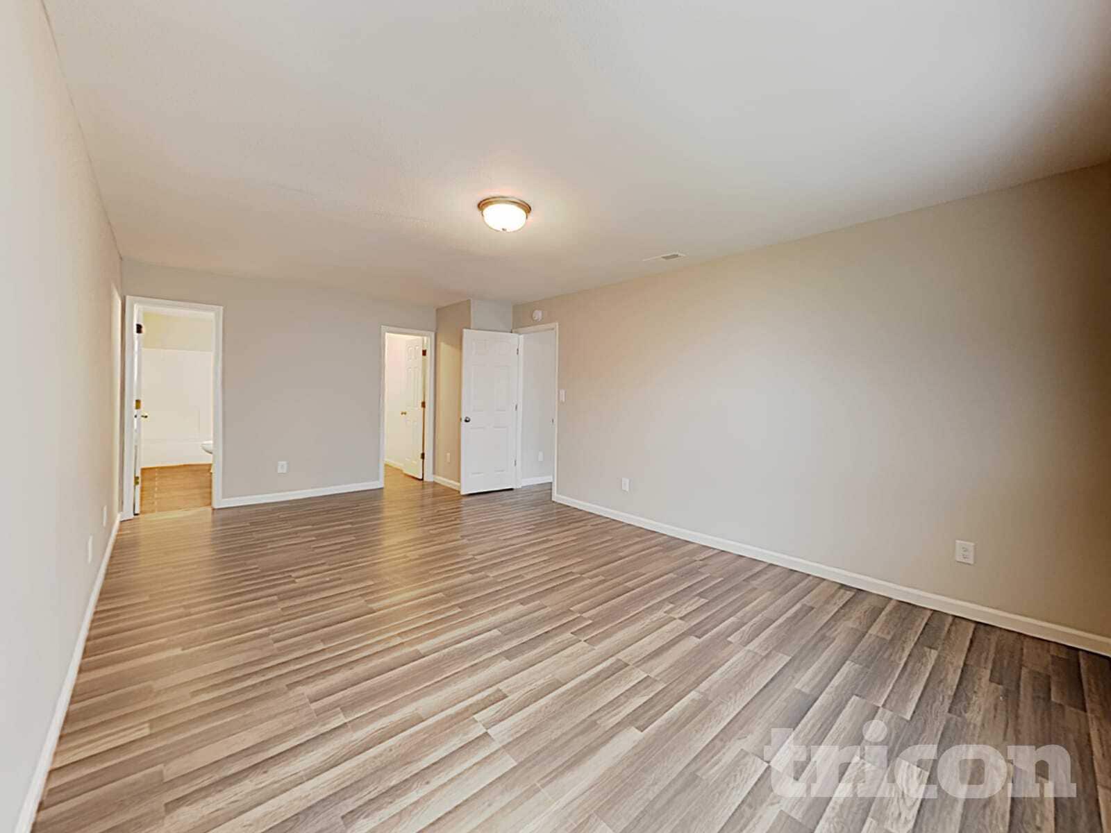 Building Photo - 2238 Leaf Dr