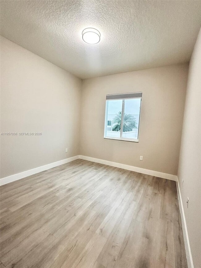 Building Photo - 10420 NW 67th St