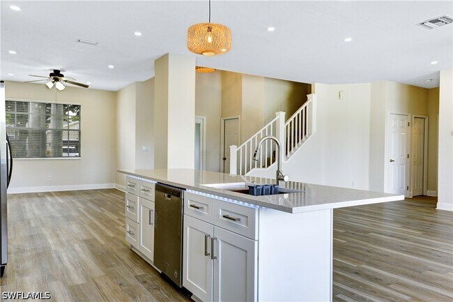 Building Photo - 14047 Danpark Loop