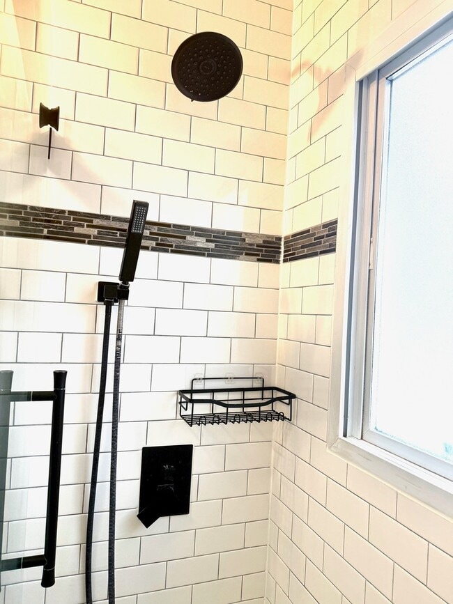 Building Photo - 24 Johnathan Rd