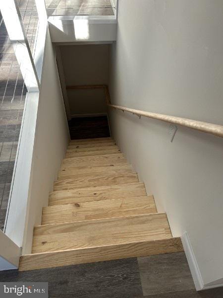 Building Photo - 307 Larkspur Rd