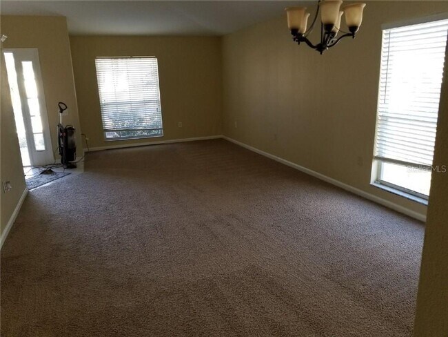 Building Photo - 1424 Wylie Ct