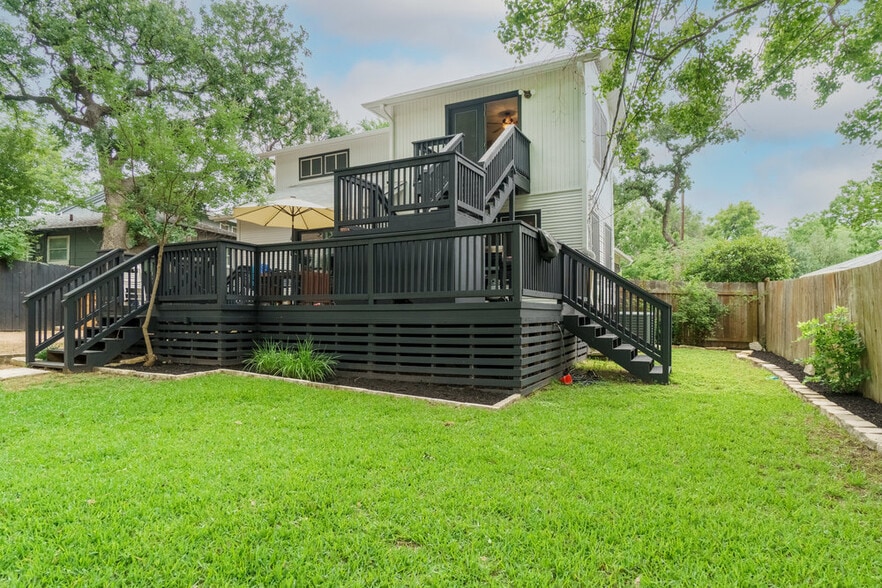 Building Photo - 2204 Forest Trail