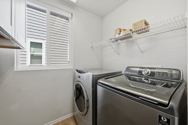 Building Photo - $2,640.95 with $300 off the first month's rent, 4 Beds - 3.5 Bath, Single Family Home in Colorado...