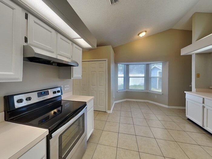 Building Photo - 315 Springfield Ct