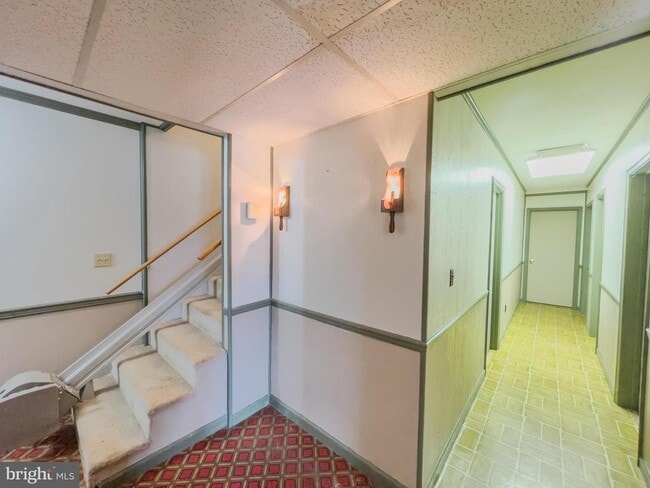 Building Photo - 194 Red Hill Rd