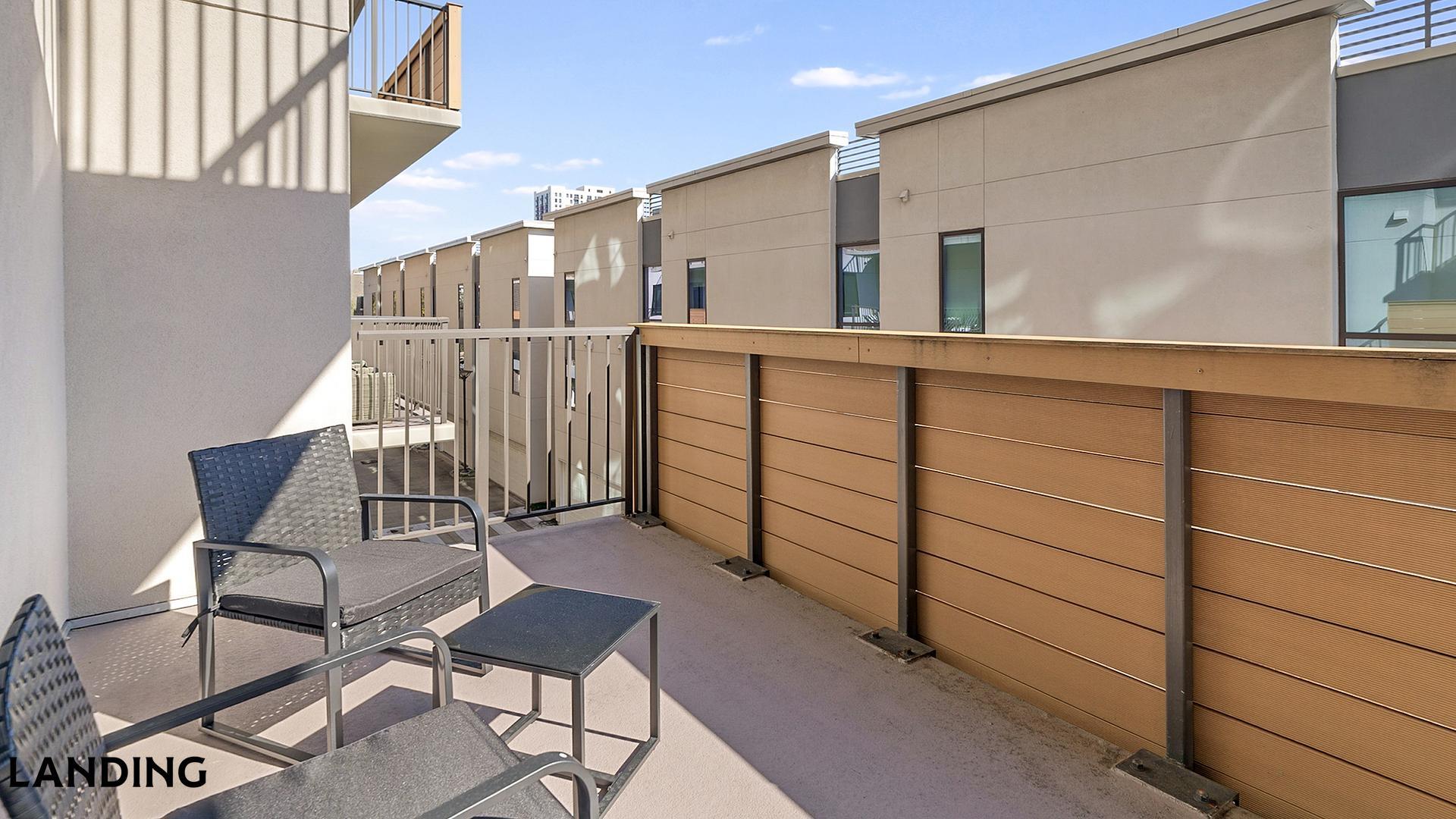 Building Photo - 1414 Wood Hollow Dr