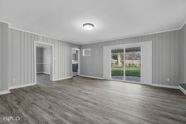 Building Photo - 3521 Madison Park Blvd