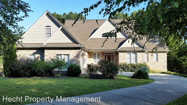 Primary Photo - 3602 Live Oaks Ave