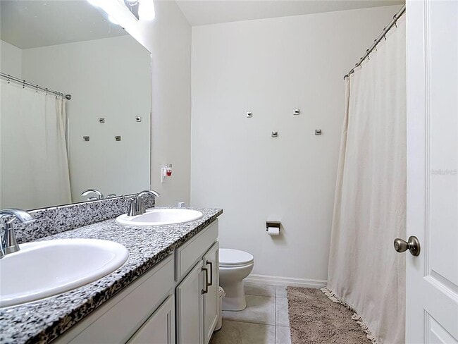 Building Photo - 504 Twin Bowfish Way