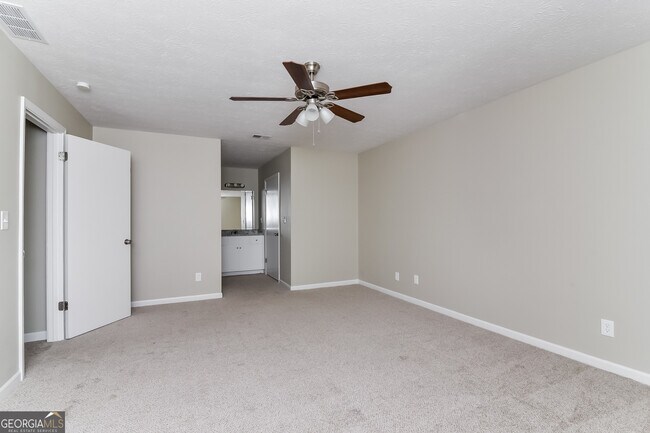 Building Photo - 3137 Park Ln