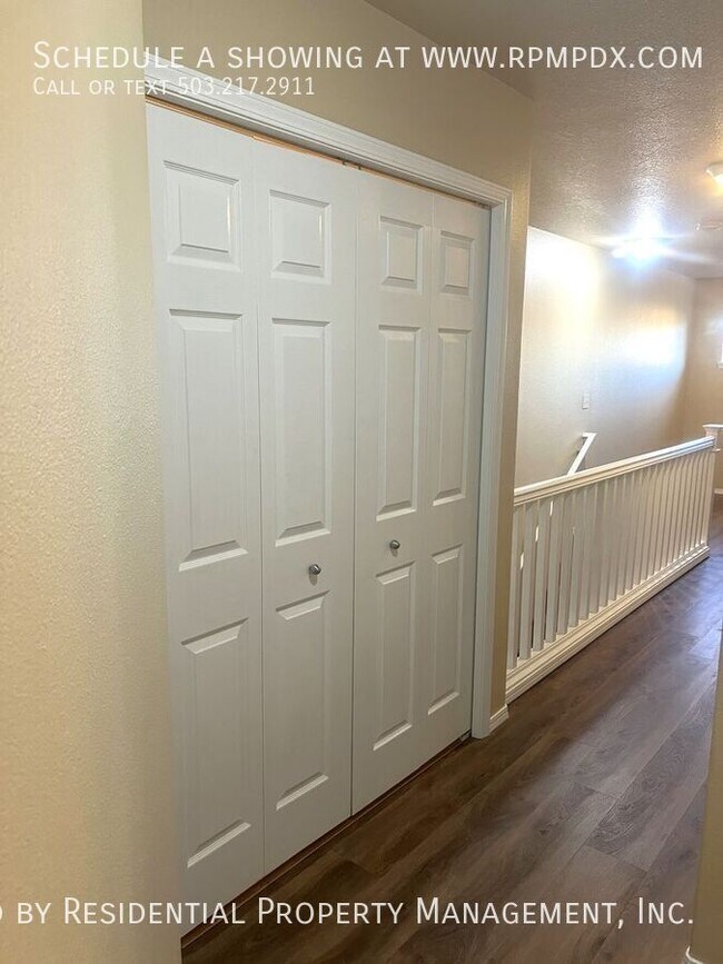 Building Photo - 17284 SW Pleasanton Ln