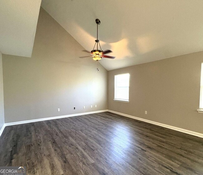 Building Photo - 311 Gary Cir