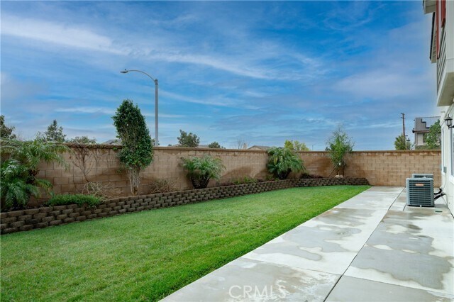 Building Photo - 15929 San Leandro Dr