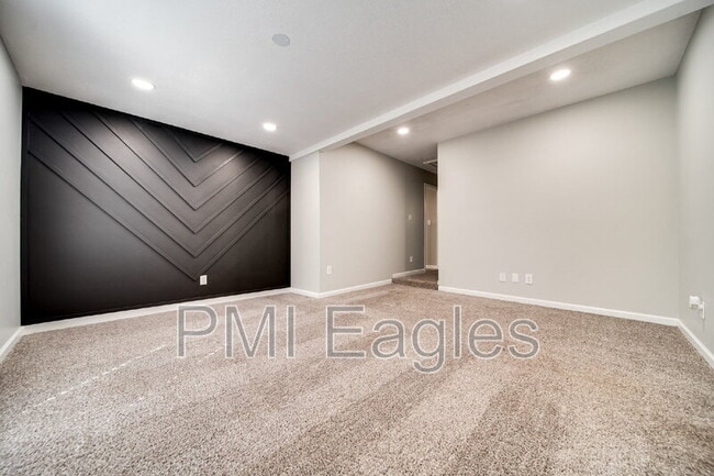 Building Photo - 1016 Swift Dr