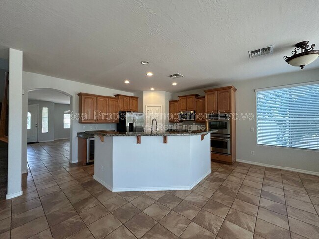 Building Photo - 9707 S 45th Ave