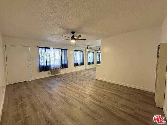 Building Photo - 5811 Harold Way