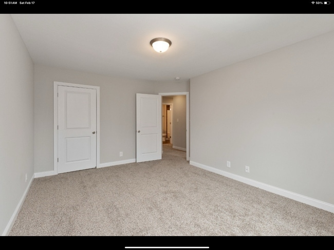 Room 3 - 1086 Spicer Dr