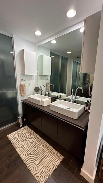 Building Photo - 1040 Biscayne Blvd