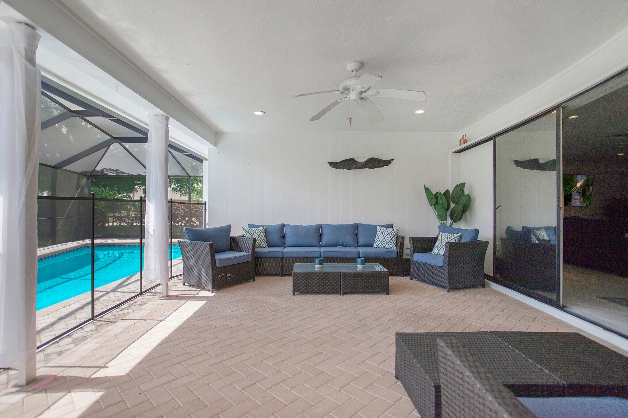 Building Photo - 27 Pebble Beach Blvd