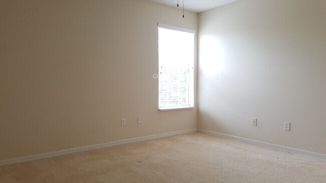 Building Photo - Elegant 4-Bedroom Home in Gated Eagle Creek with Resort-Style Amenities