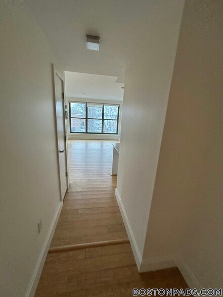 Building Photo - 40 Malvern St