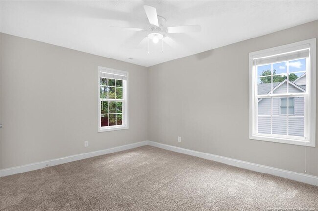 Building Photo - 890 Duval Dr