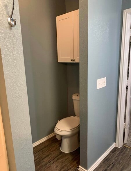 Building Photo - 6918 Heathers Way