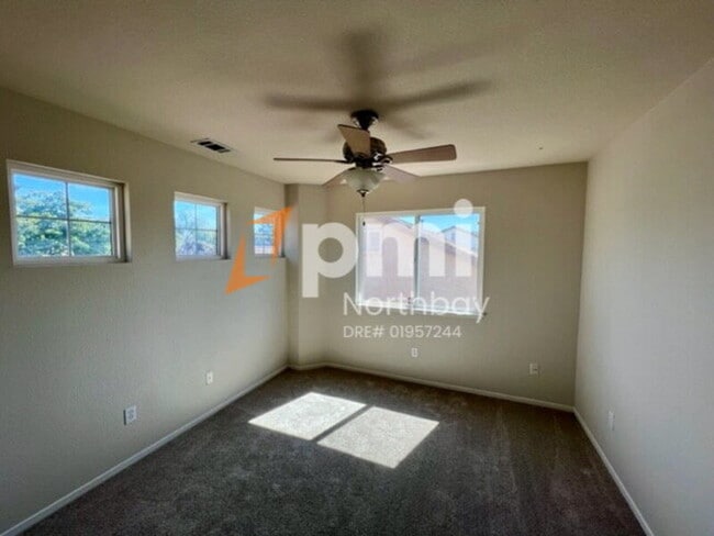 Building Photo - 2133 Beaujolais Ct
