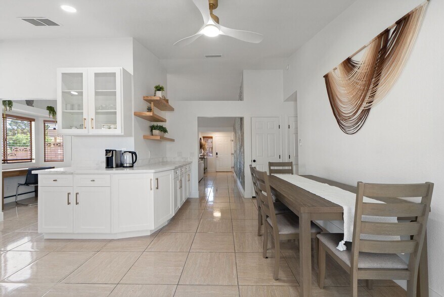 Building Photo - 329 Wintercress Dr