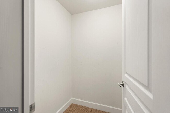 Building Photo - 5666 Spriggs Meadow Dr