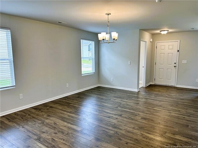 Building Photo - 240 Melbourne Dr