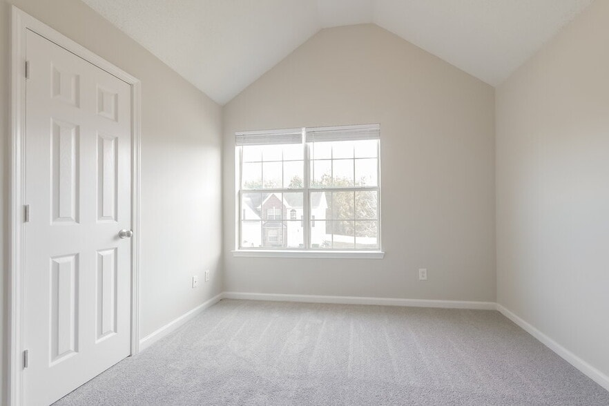 Building Photo - 578 Jake Trail