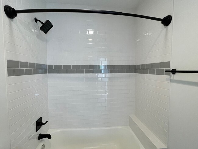 Building Photo - 2275 W 11th St