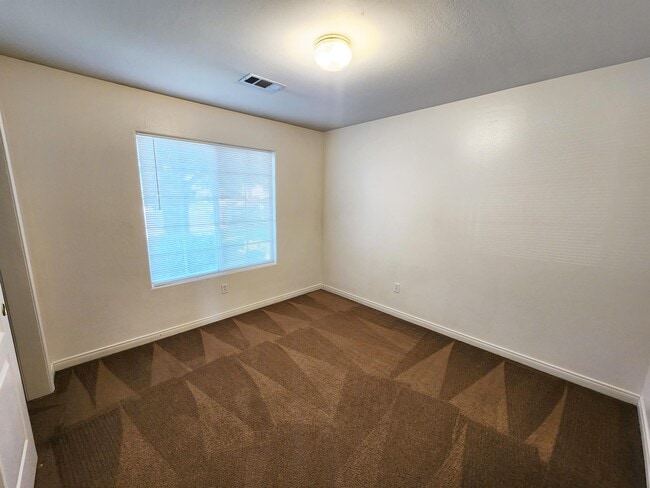 Building Photo - 12109 Flat Iron Ct
