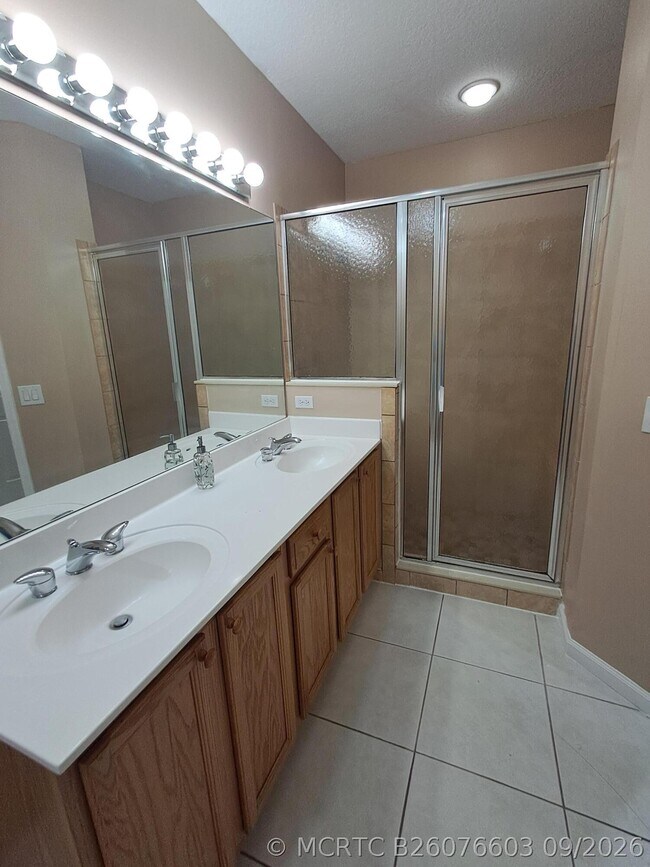 Building Photo - 8924 Sandshot Ct