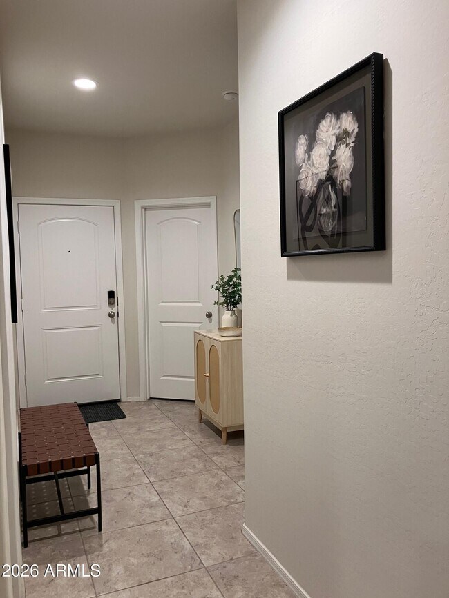 Building Photo - 30998 W Earll Dr