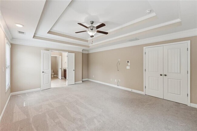 Building Photo - 6370 Shiloh Woods Dr